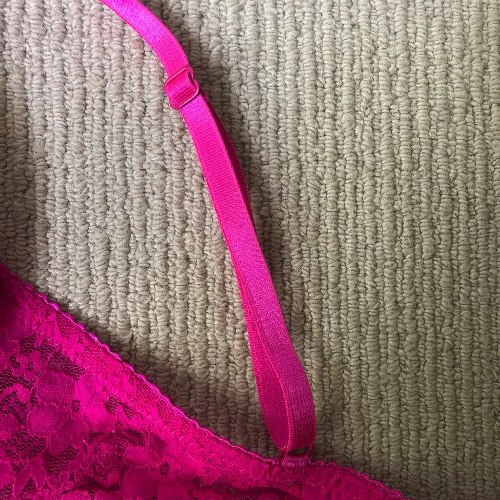 Set of 3 Bras- All 34D - Pink, Navy, and Black - Picture 4 of 16